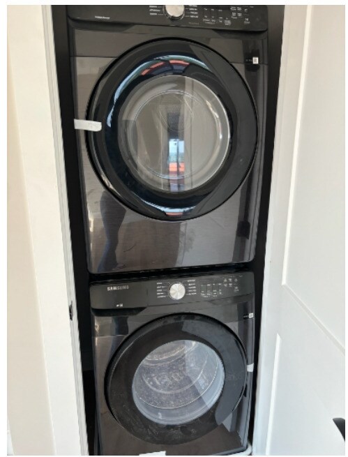 Foto del edificio - Evergreen Apartments