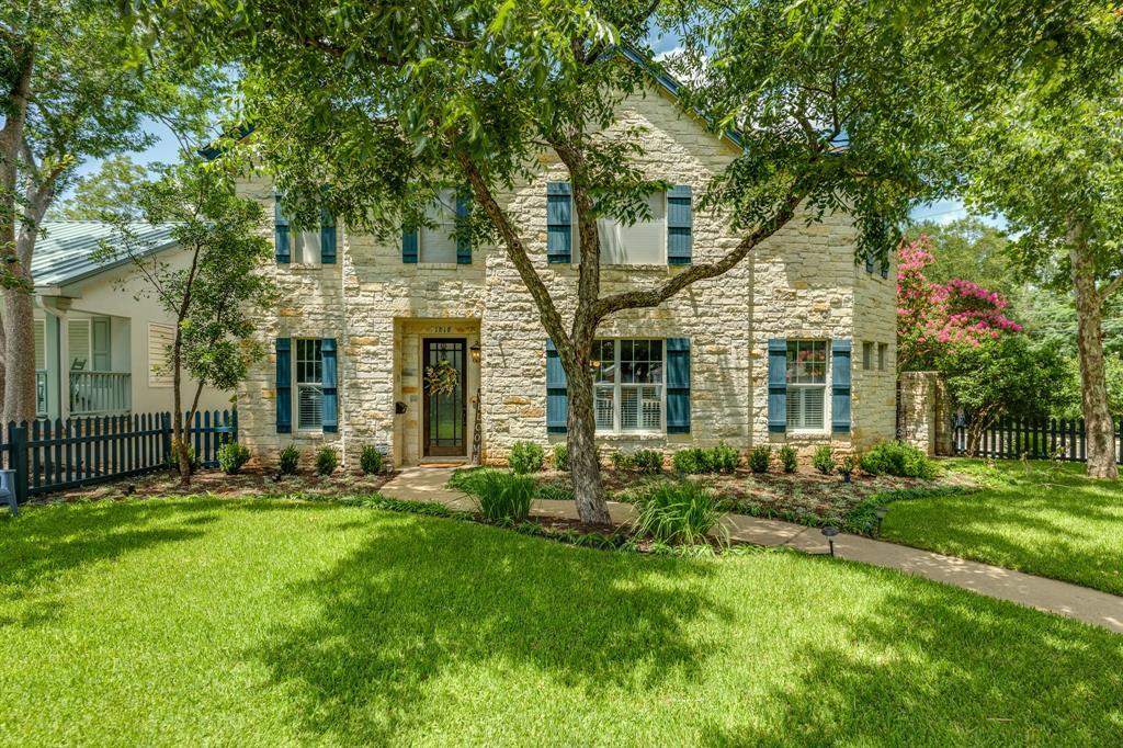 Foto principal - 1818 W 39th St