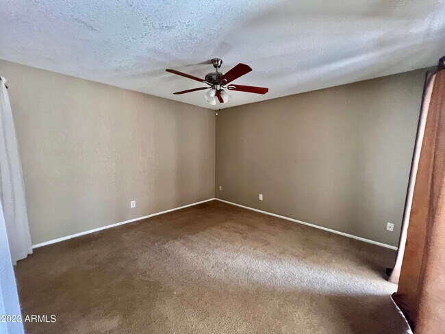 Foto del edificio - 12638 N 28th Pl