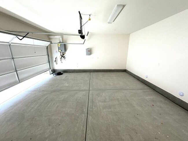 Foto del edificio - New house in a Brand new community in the heart of desert close to Freeway I 10