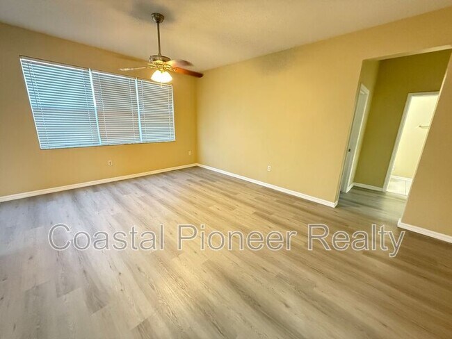 Foto del edificio - 10337 Stratford Pointe Ave