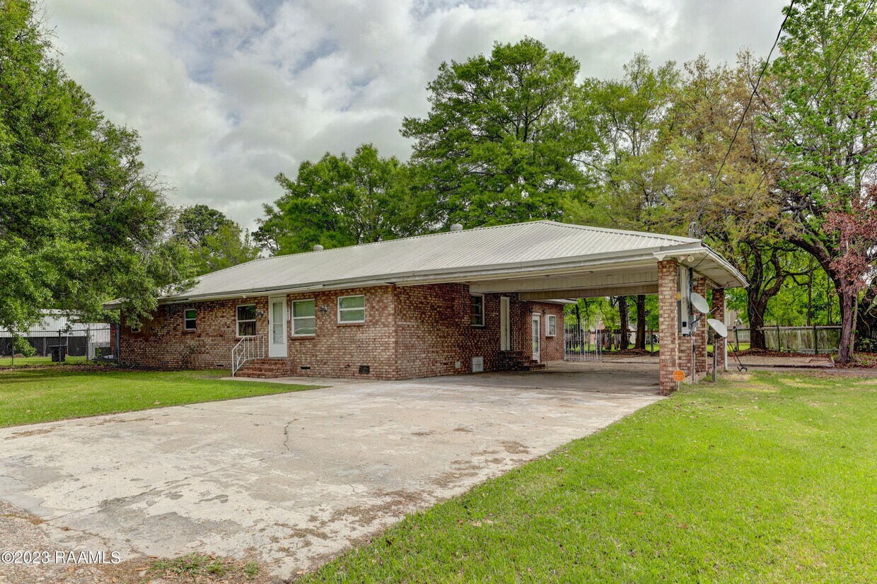 Primary Photo - 211 Dorsey Rd