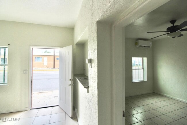 Foto del edificio - 601 N Copia St