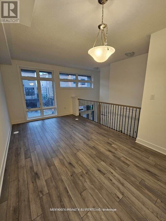 Building Photo - 763 Stanstead Path