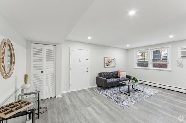 Building Photo - 416 Wharton Dr