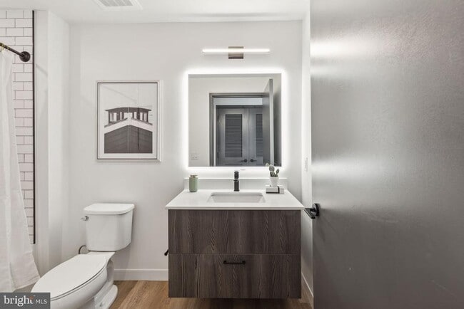 Foto del edificio - 1122 Frankford Ave