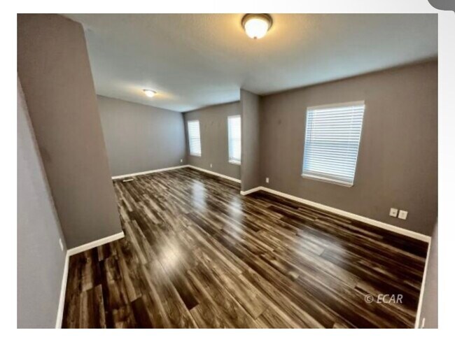 Foto del edificio - 1306 Dotta Dr