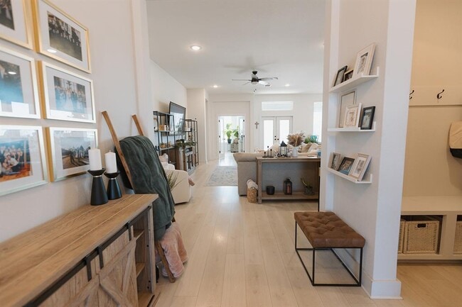 Building Photo - 808 Karst Cv