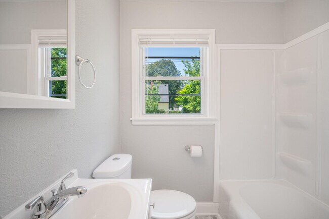 Foto del edificio - 3731 N 39th St