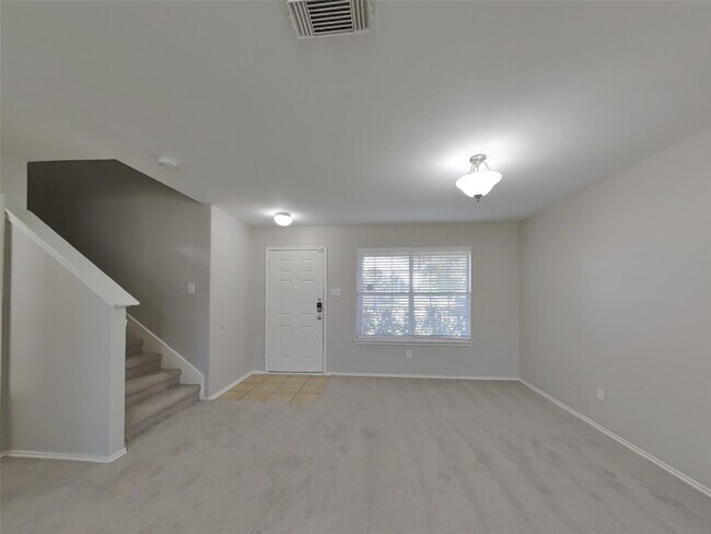 Foto del edificio - 13007 Lark Point Ct