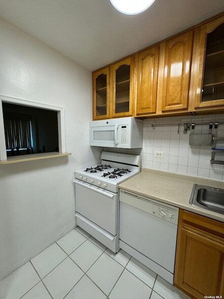 Building Photo - 17520 Wexford Terrace