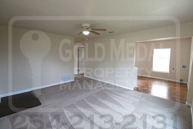 Foto del edificio - Now Leasing – 1103 S 5th Street