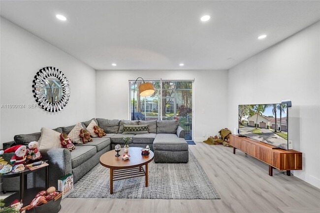 Building Photo - 3643 San Simeon Cir