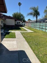 Building Photo - 6635 Begonia Cir