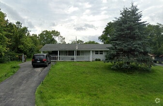 Building Photo - 18400 Anthony Ave