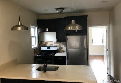 Foto del edificio - 168-28 106th Ave