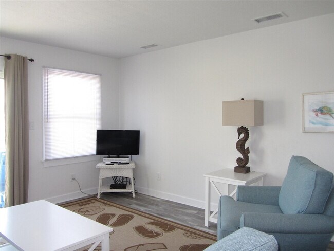 Building Photo - 40302 Due E Rd