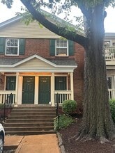 Building Photo - 9123 N Swan Cir