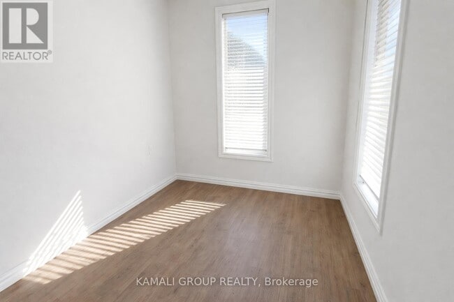 Building Photo - 36 Oakridge Ave