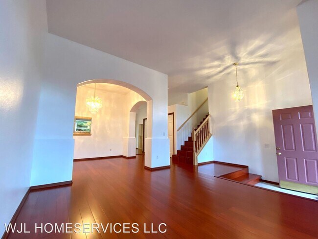 Building Photo - 4 br, 3 bath House - 2706 143rd St SE