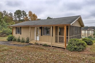Building Photo - 138 Cochran Rd