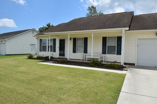 Building Photo - 4824 Weybridge Ln