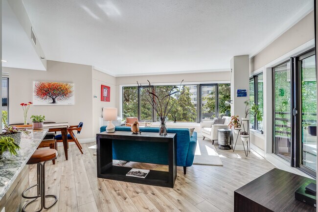 Foto del edificio - 2245 SW Park Pl