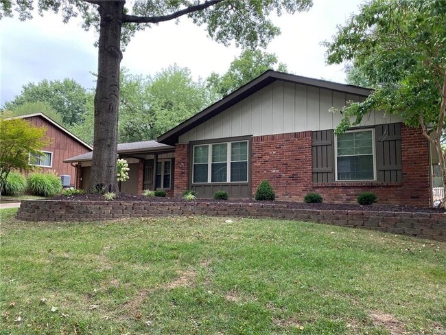 Building Photo - 762 La Feil Dr