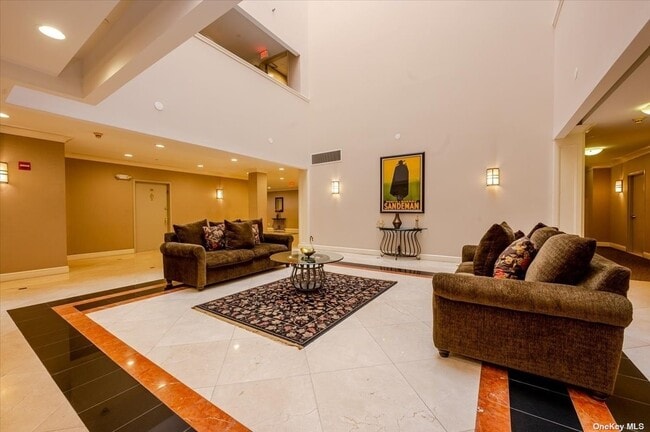 Building Photo - 1 Portico Ct