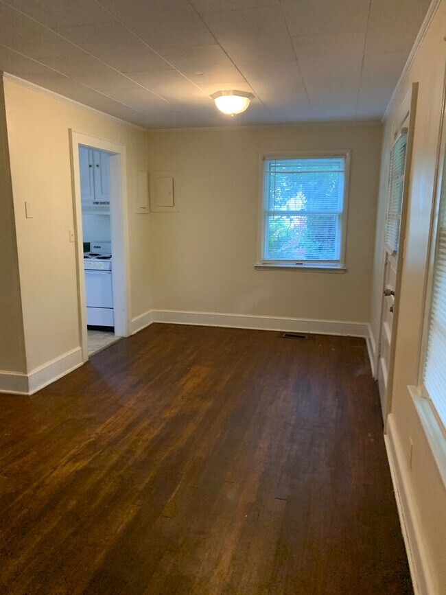 Foto del edificio - 225 Pine St