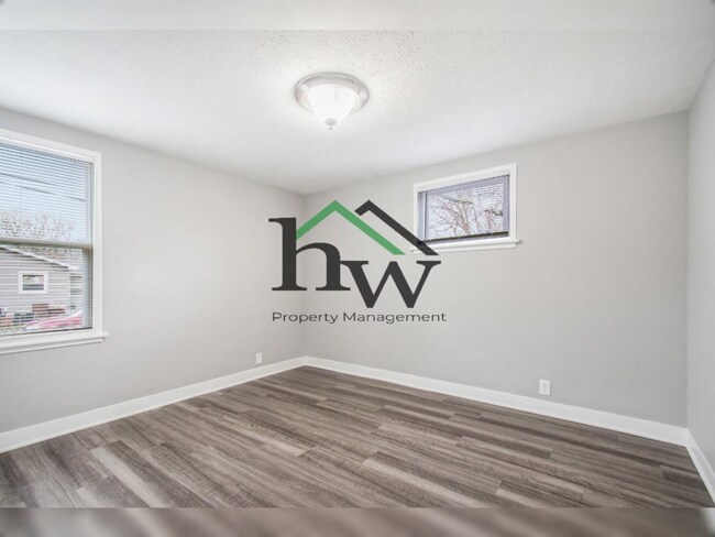 Foto del edificio - Newly Renovated South Side Bungalow