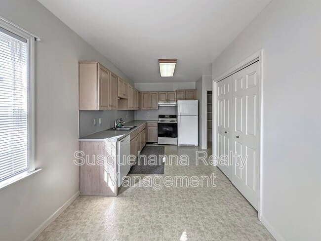 Foto del edificio - 339 E Derry Rd