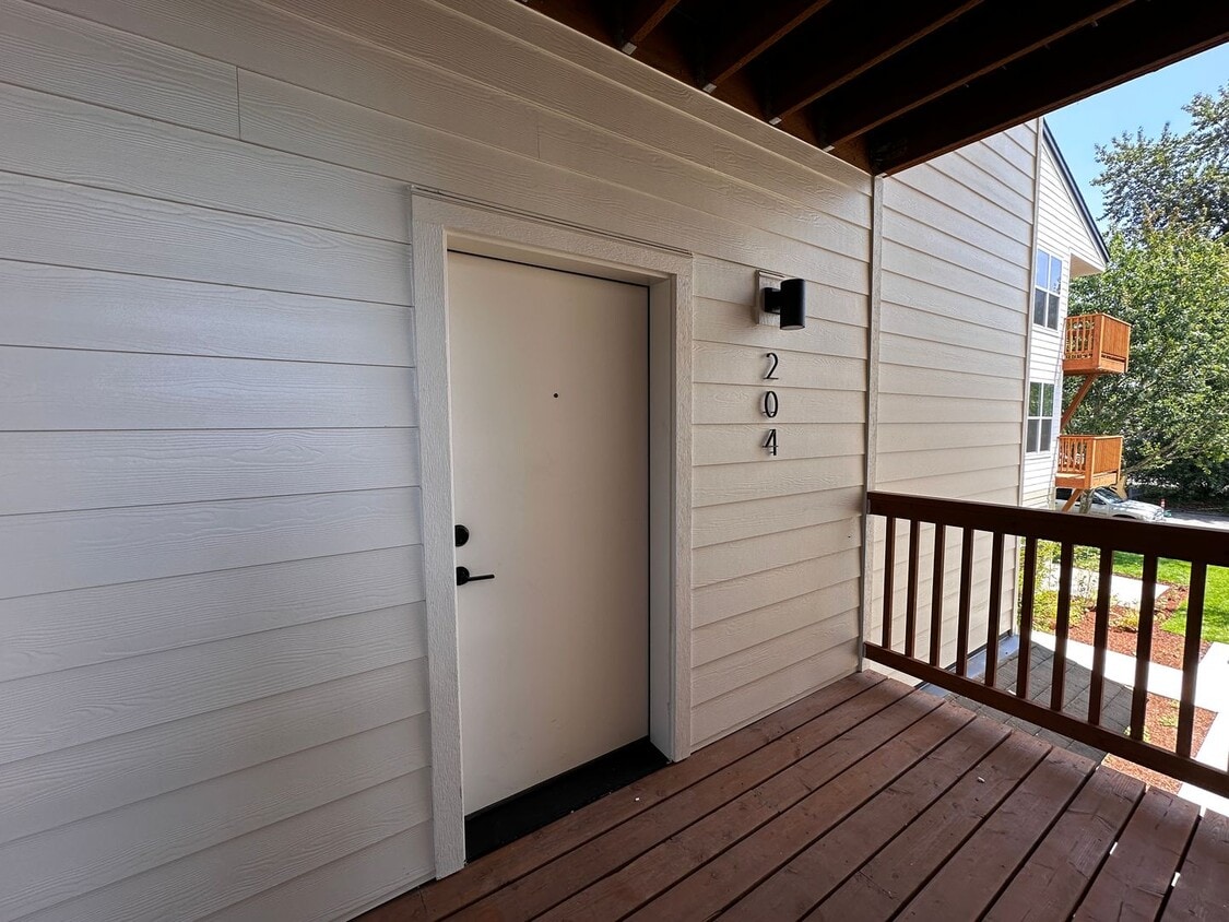 Primary Photo - Only $99 Deposit! Brand new studio and 1 b...