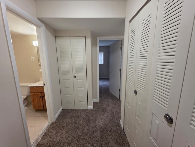 Interior Photo - Summit Crest