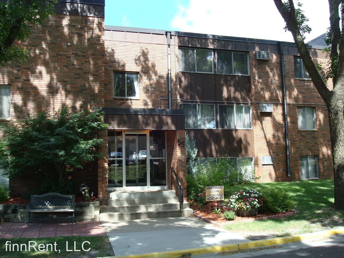 Primary Photo - 65-65 W Hyacinth Ave