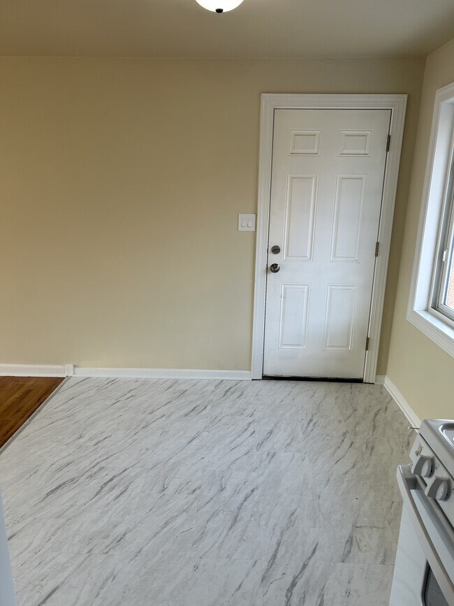 Foto del edificio - 1002 Parkwood Dr