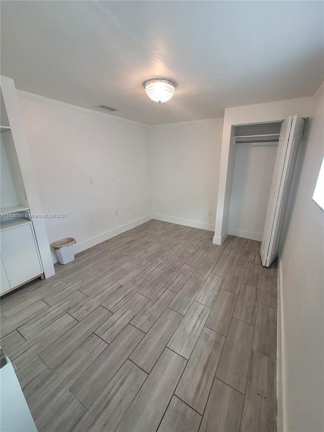 Foto del edificio - 5203 SW 102nd Ct