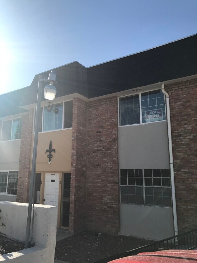 333 Eubank Ct Unit 20, El Paso, TX 79902 Condo for Rent in El Paso, TX