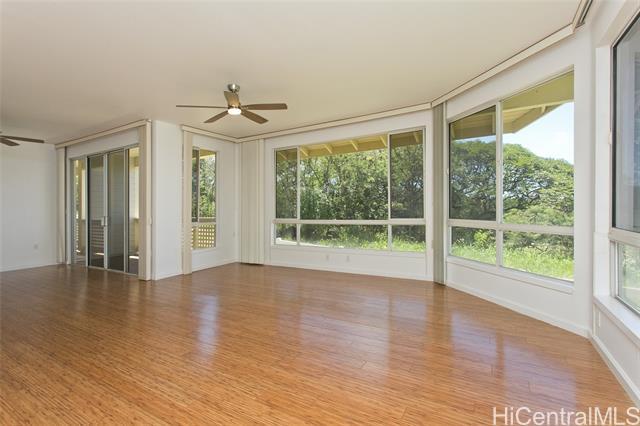 Building Photo - 1329 Moanalualani Way