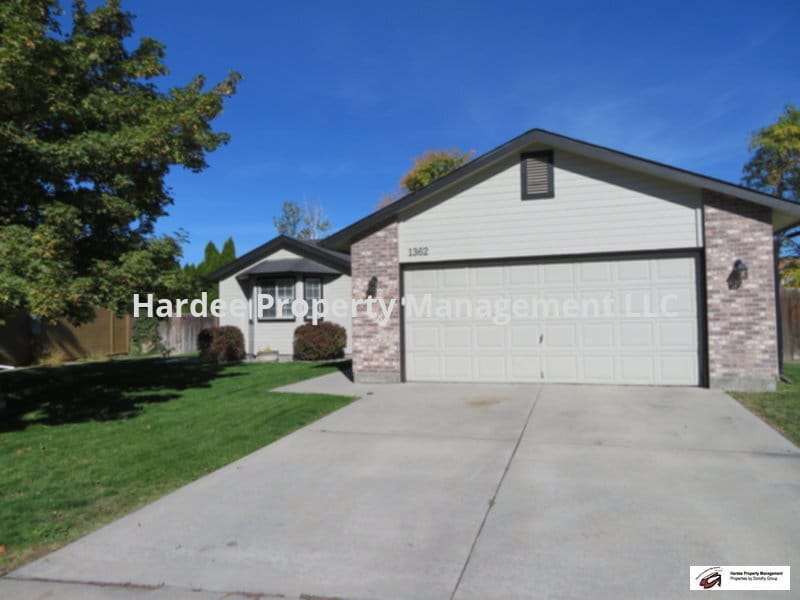1362 E Pineridge Dr, Boise, ID 83716 House Rental in Boise, ID