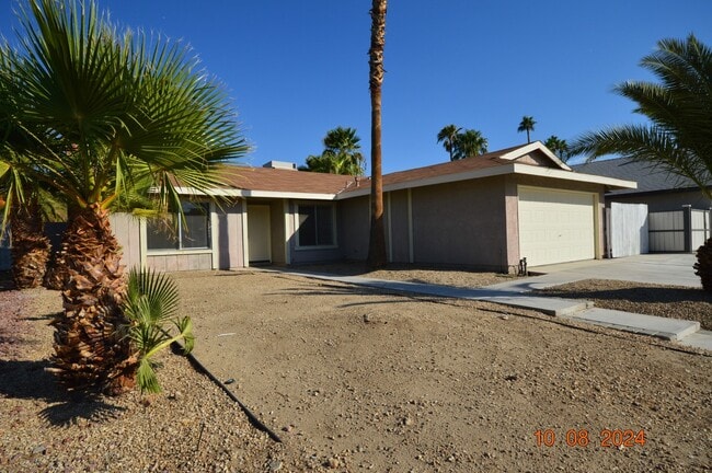 Foto del edificio - 4354 Thorndale Pl
