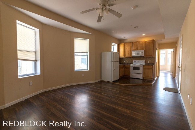 Building Photo - 2 br, 2 bath Apartment - 544 S 49th Street