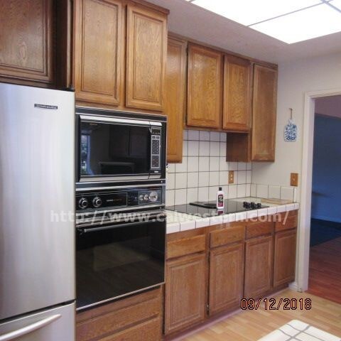 Building Photo - 703 Canterbury Pl