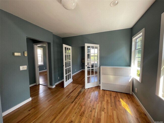 Building Photo - 5643 Mosholu Ave