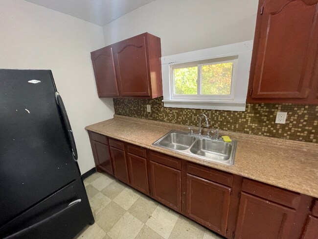 Foto del edificio - 6553 Newman Ave