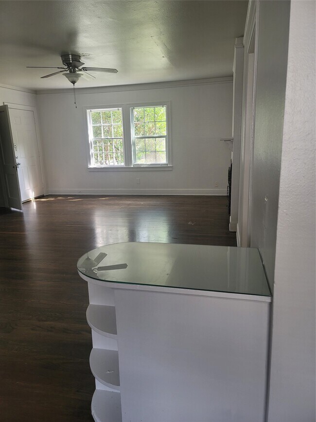 Foto del edificio - 5622 Chartres St