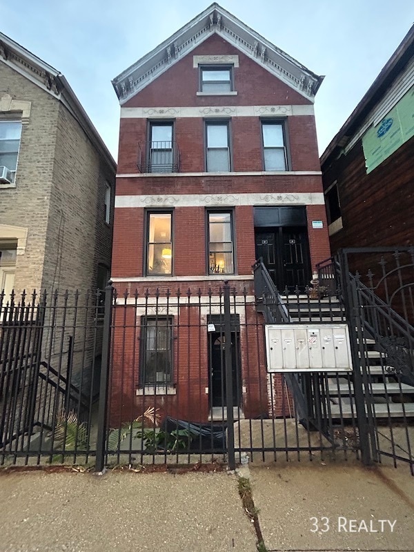 Photo - 1402 N Greenview Ave Apartment