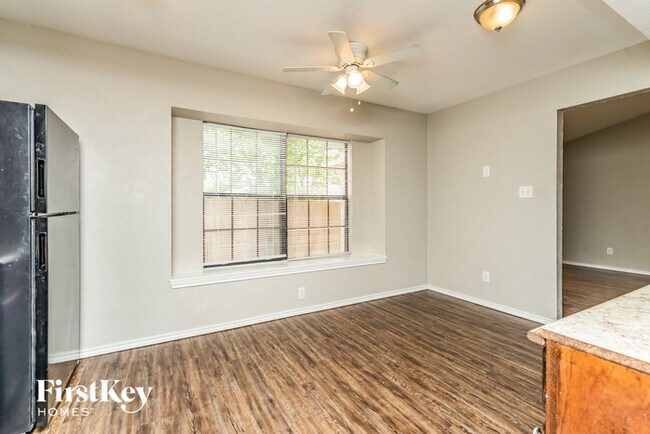 Building Photo - 3009 Galemeadow Dr