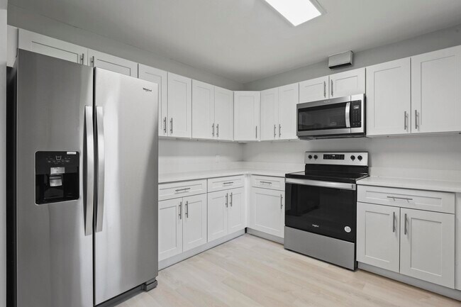 Foto del edificio - 1201 NW 7th Ct