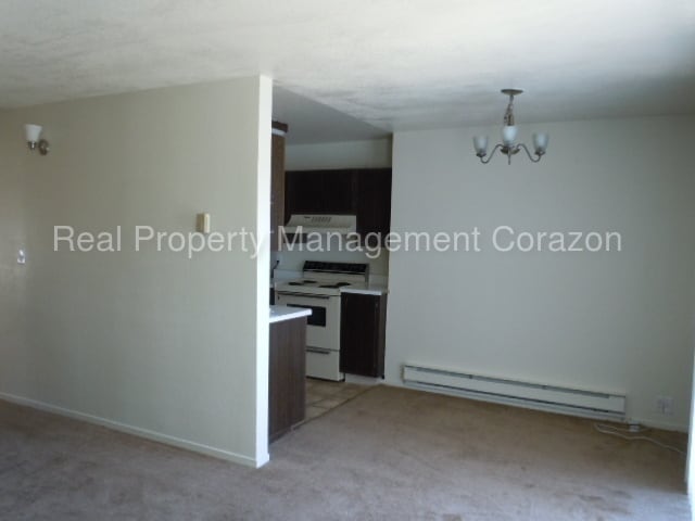 Foto del edificio - 3915 Clear Acre Ln